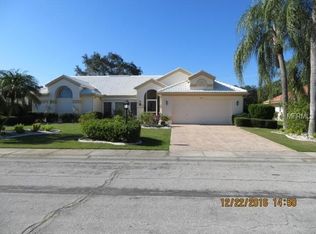2041 Berry Roberts Dr, Sun City Center, FL 33573