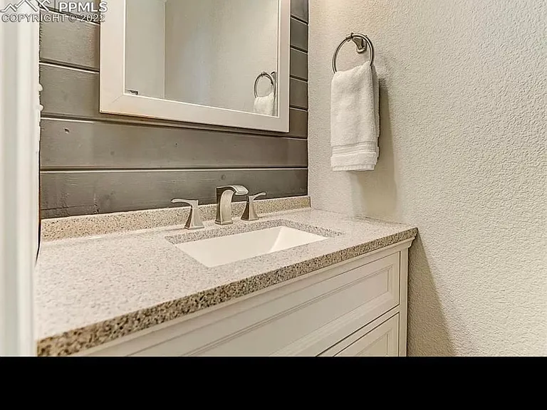 3764 Chia Dr — Photo 8