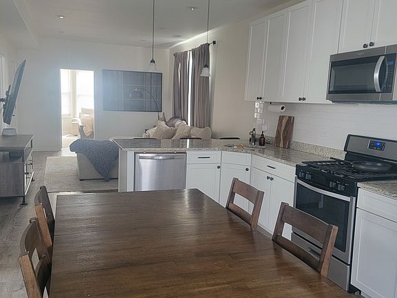 3rd image of 2834 N Woodard St #2