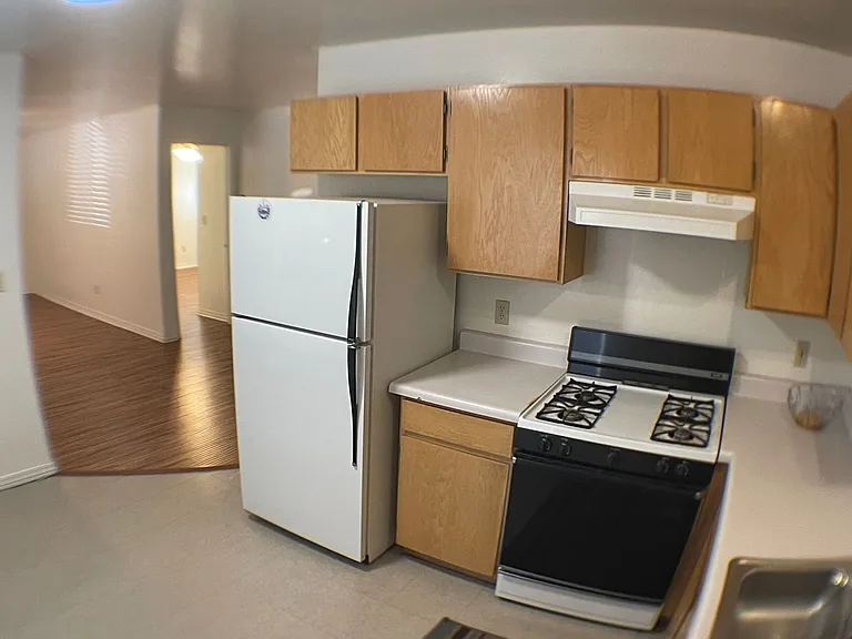 1728 N West St #B — Photo 11