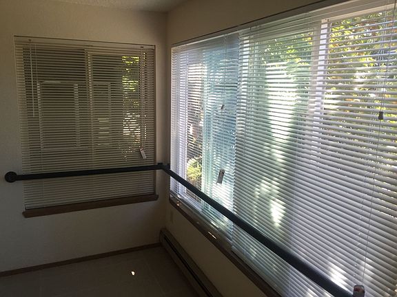 5th image of 710 NE 42nd St #4874599