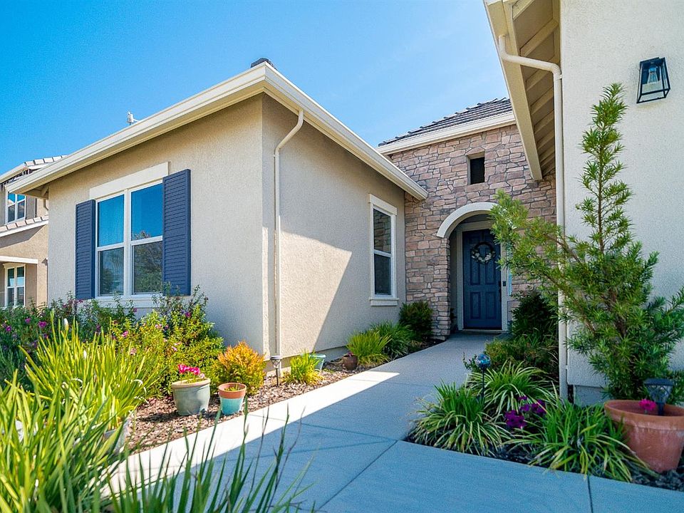 1st image of 4302 Whitethorn Dr