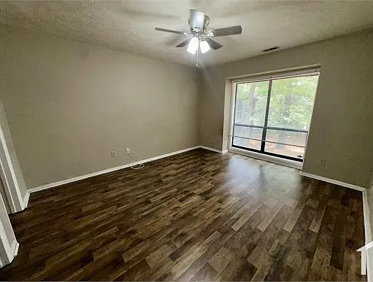 1816 Tryon Dr #8 — Photo 9
