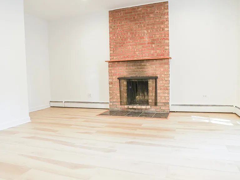 1808 N Clark St #G — Photo 3