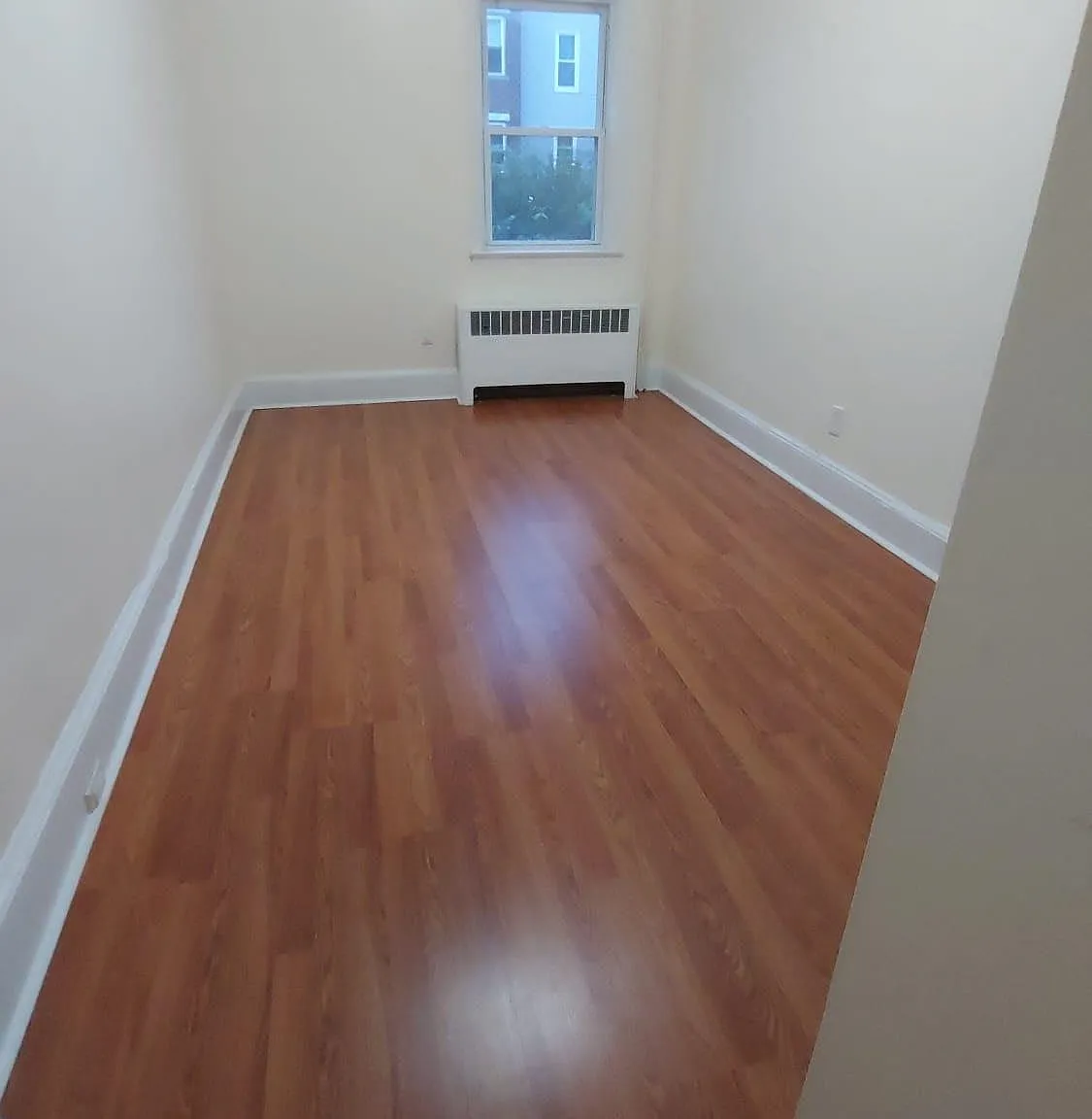 2 bed, 1.0 bath, $2,400 — Photo 4