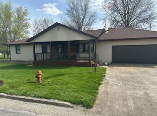 825 W McPherson Ave, Memphis, MO 63555