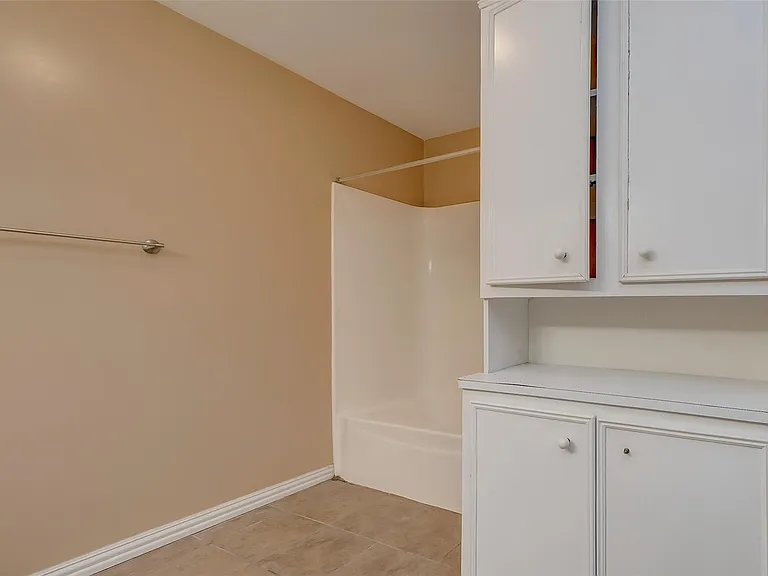 6030 Gallant Forest Dr — Photo 26