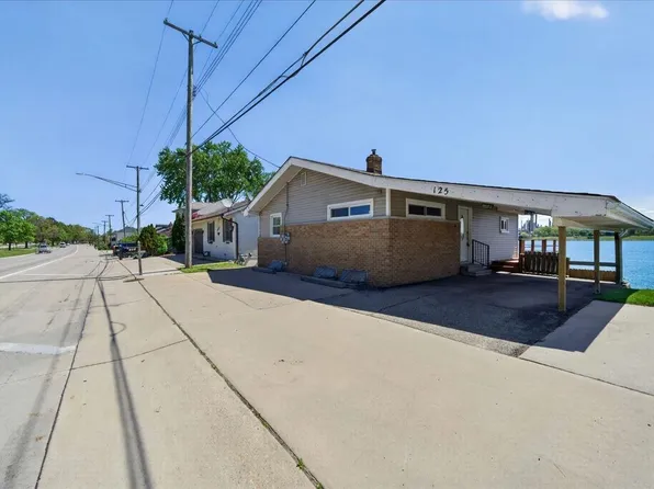 125 Gratiot Blvd, Marysville, MI 48040