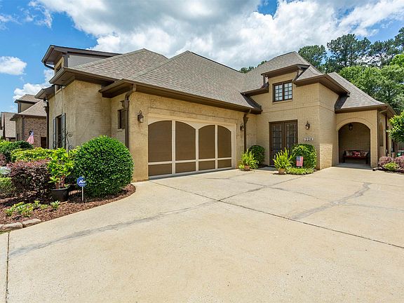 4th image of 228 English Village Cir