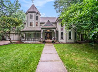 15410 Wisteria Ln, Spring Lake, MI 49456