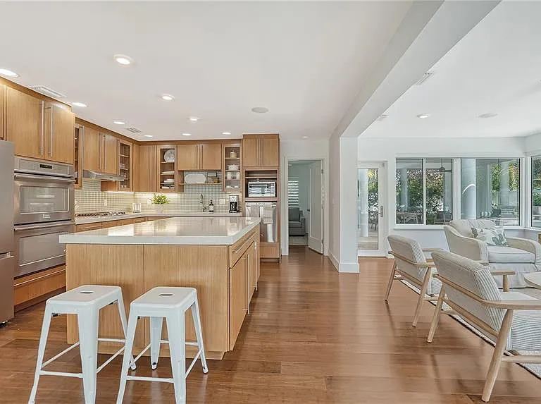425 McKinley Dr — Photo 19