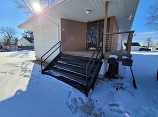 201 Rhodes Ave #B, Big Rock, IL 60511