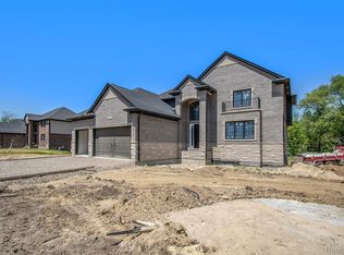 3007 NW 28 Mile Rd, Washington, MI 48094