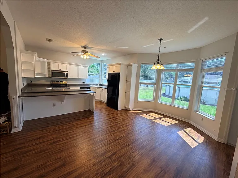 1799 Harbor Blvd — Photo 7