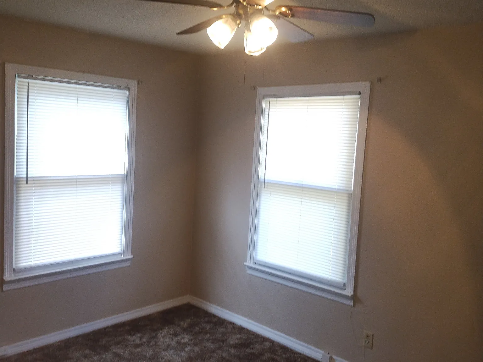 2 bed, 800 sqft, $775 — Photo 3