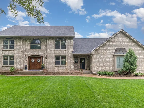 692 208th Ave NE, East Bethel, MN 55011