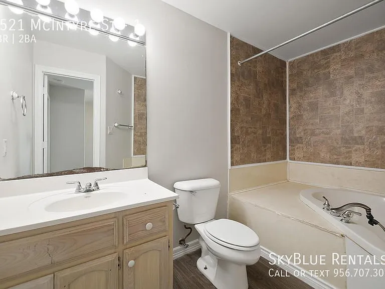 1521 W McIntyre St #1 — Photo 11