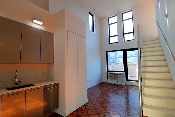 Rented by Akam Sales and Brokerage | media 1
