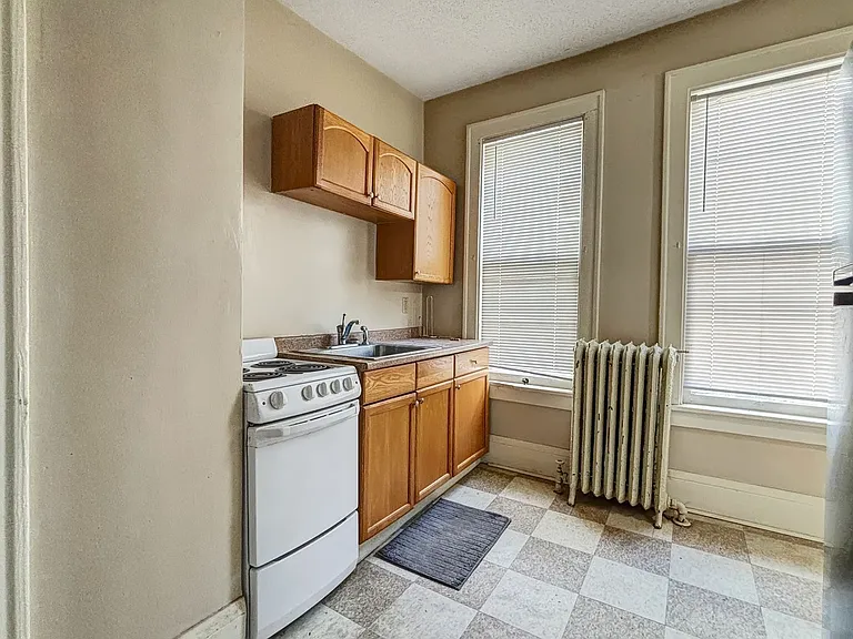 3101 Dupont Ave S — Photo 8