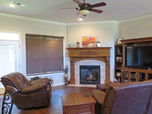 5th image of 4319 Dakoda Ln