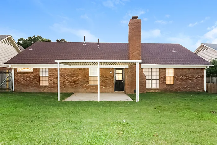 7152 Olive Ridge Dr — Photo 15