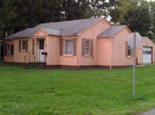 5 E River St, Waterloo, NY 13165