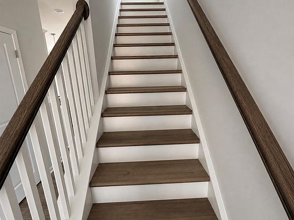 5th image of 3630 Teslow Dr #39