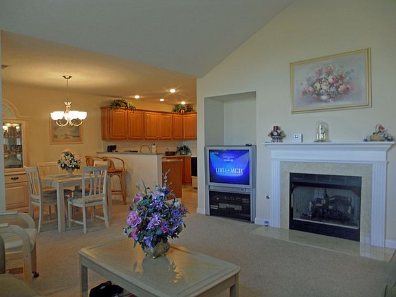 5th image of 1107 Overlook Ct