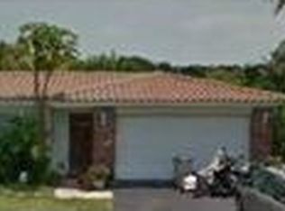 14 Tam O Shanter Ln, Boca Raton, FL 33431