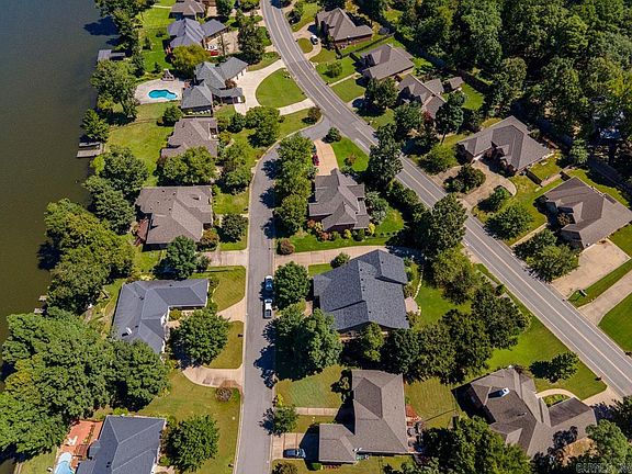 5th image of 6816 Kensington Dr