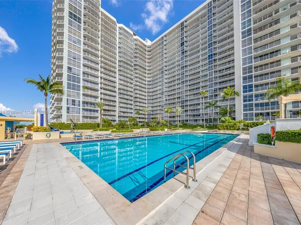 7601 E Treasure Dr APT 1722, North Bay Village, FL 33141