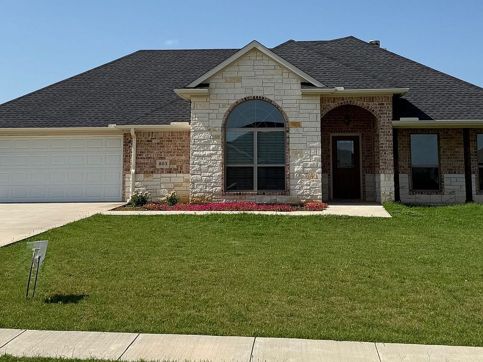 1st image of 803 Mary Lee Ln