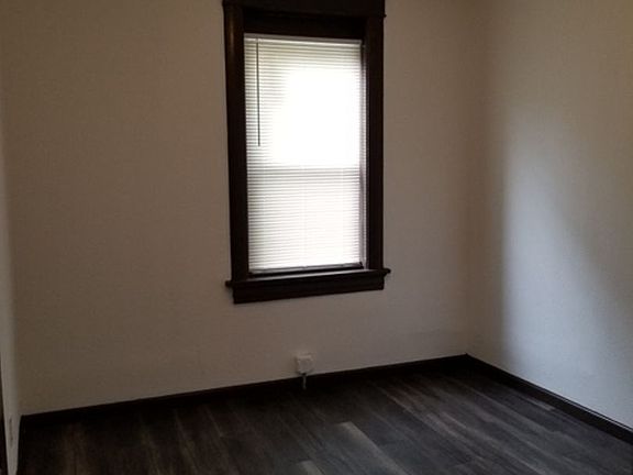 5th image of 4165-4167 Lafayette Ave #4165