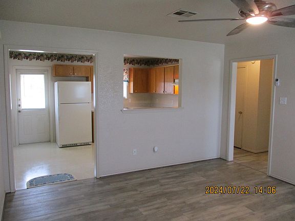 5th image of 165 Armadillo Ln