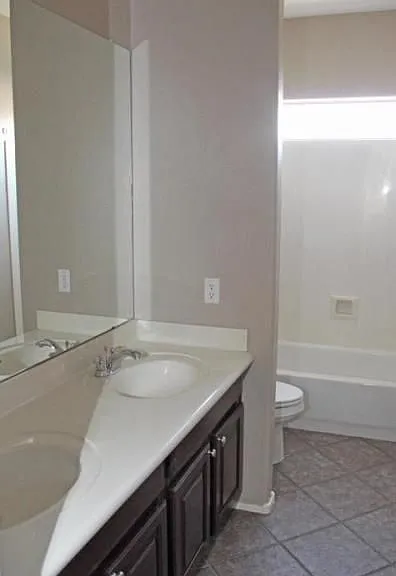 17554 W Agave Ct — Photo 6