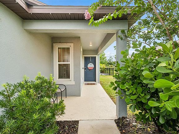 3rd image of 9047 Royal River Cir