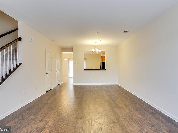 5th image of 6505 Wiltshire Ct #202