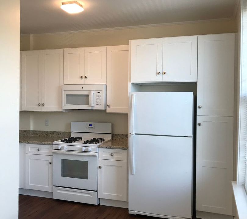 219 Center Street Apartment Rentals Grayslake, IL Zillow