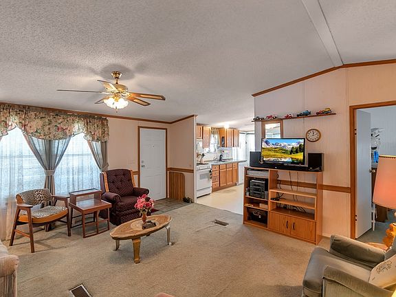 5th image of 147 Arapaho Trl
