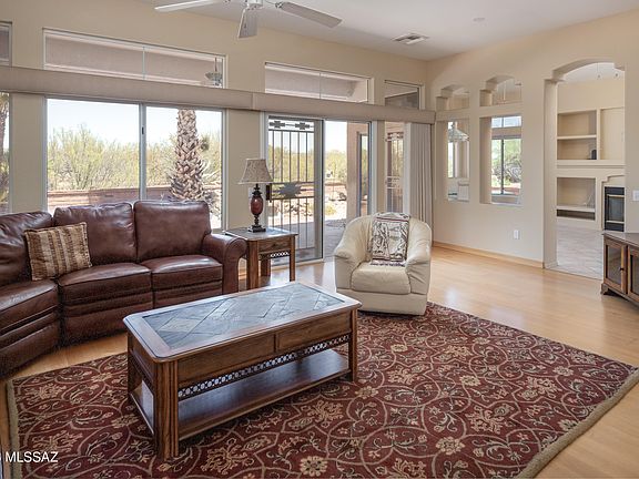 3rd image of 1701 E Crown Ridge Way