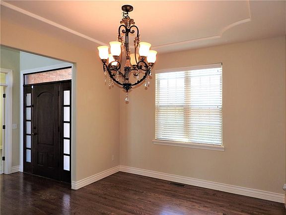 3rd image of 3708 NW Creekstone Blvd