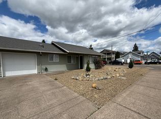 330 W D St #330, Creswell, OR 97426