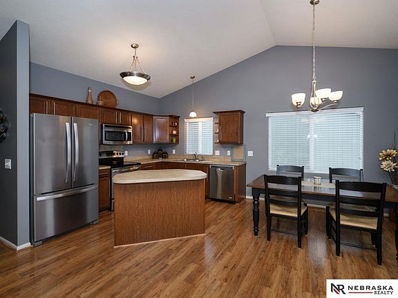 5th image of 4907 N 160th St