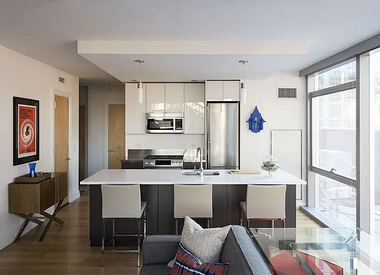 Rented by Two Trees | media 9