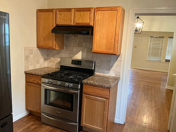 5th image of 1211 Avant Ave