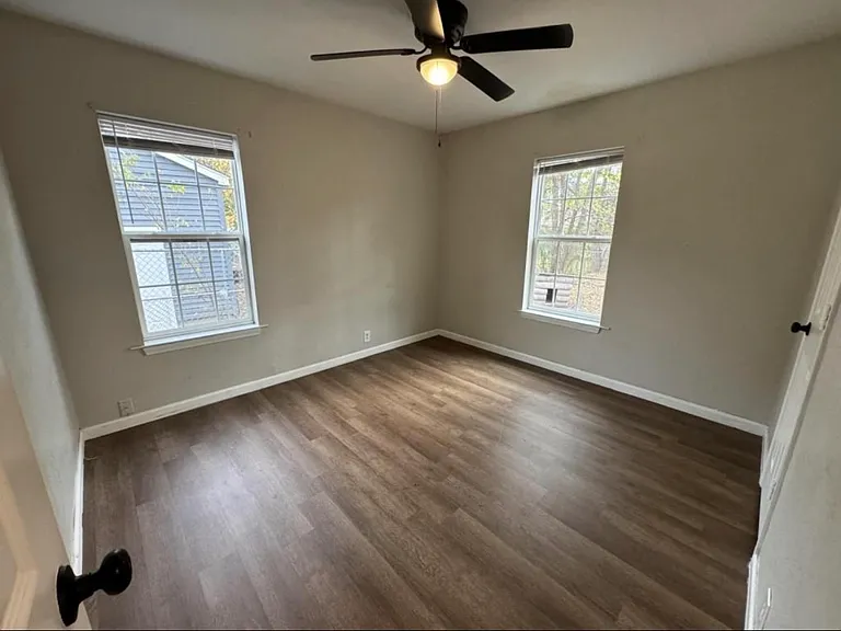 410 Pine St — Photo 10