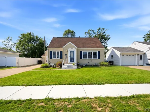 72 Taylor Dr, Tonawanda, NY 14150
