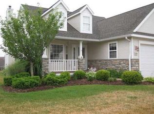 3249 Chamberlain Cir, Ann Arbor, MI 48103