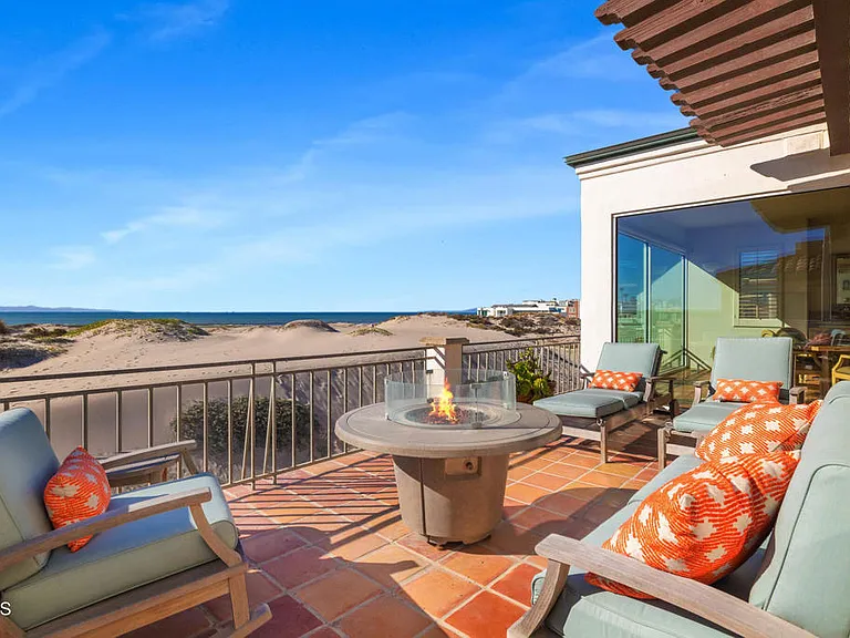 1571 Mandalay Beach Rd — Photo 56