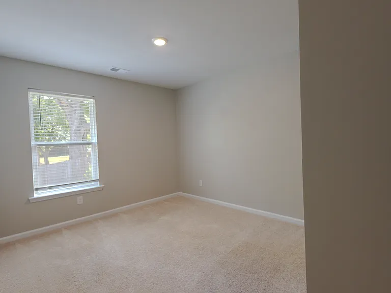 236 Spencer Cir — Photo 21